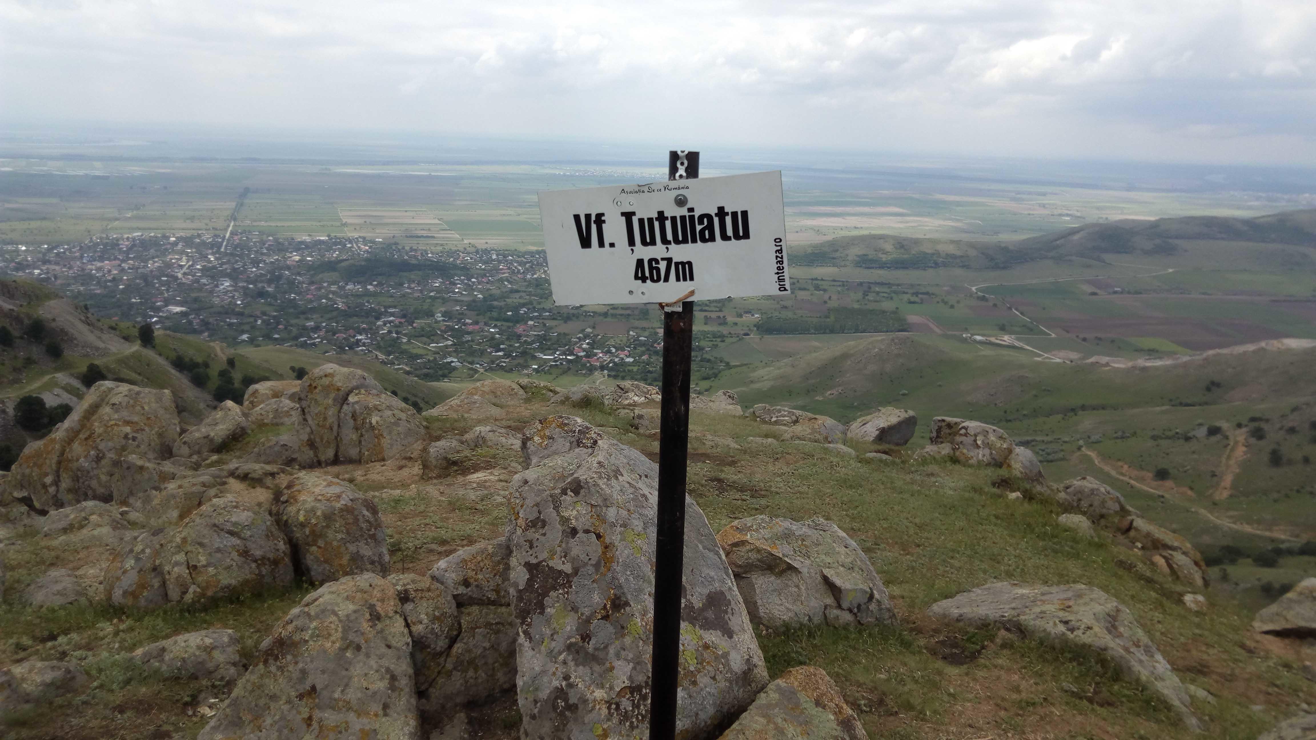 vf-tutuiatu-muntii-macin-2016